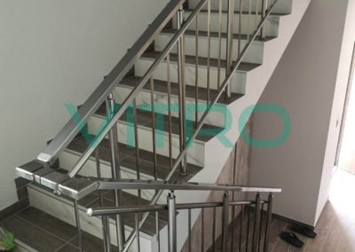 Реализиран проект - красив алуминиев парапет на стълбище